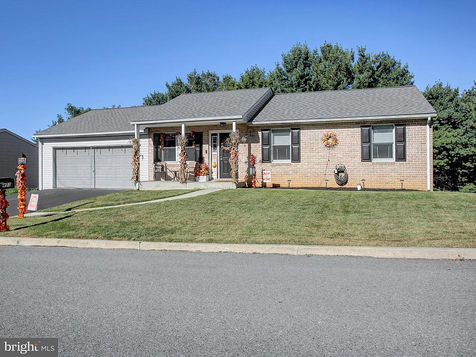 1st image of 403 Sunny Dr