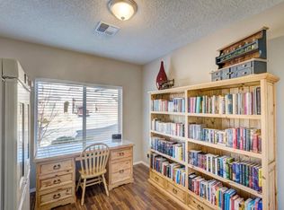 114 Las Medanales Ct NE, Rio Rancho, NM 87124