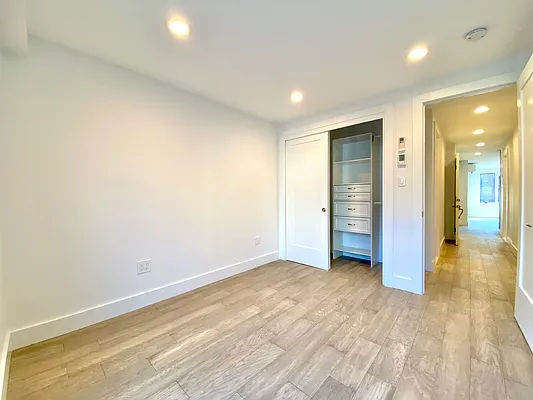 Rented by Compass | media 37