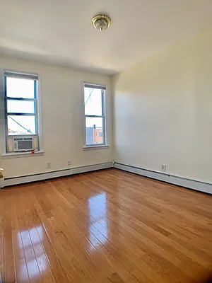 Rented by Union Square Property Management | media 11
