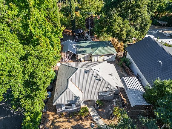 4th image of 516 Sanitarium Road