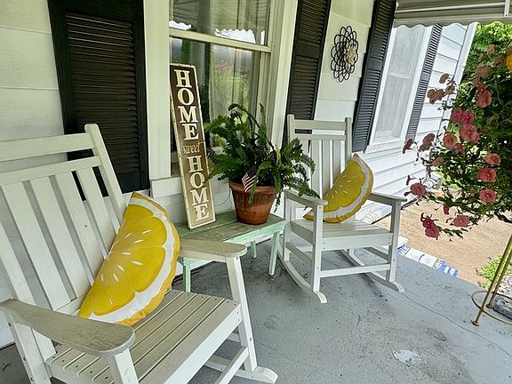 4th image of 215 Tallapoosa St
