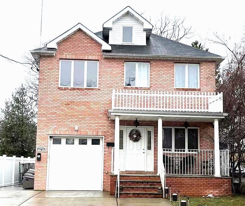 1st image of 143 Vedder Ave #2