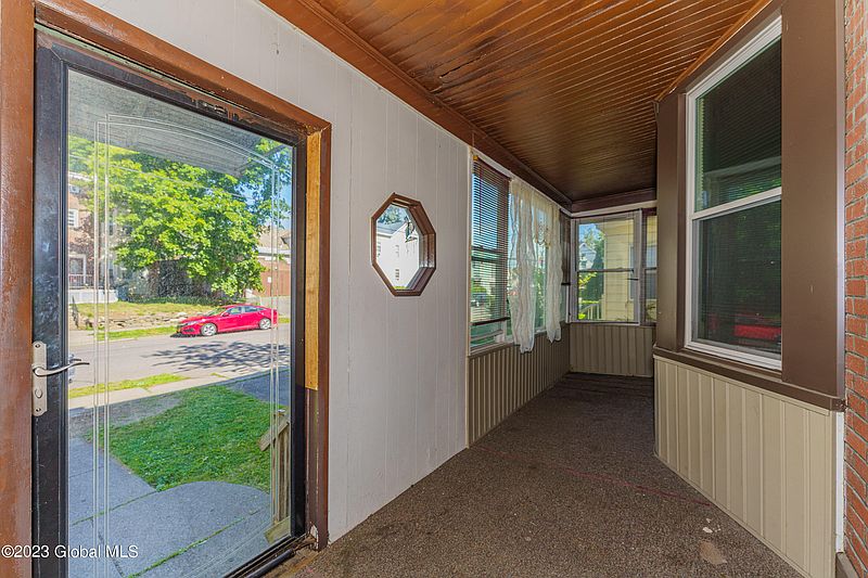 5th image of 4 Bogart Terrace