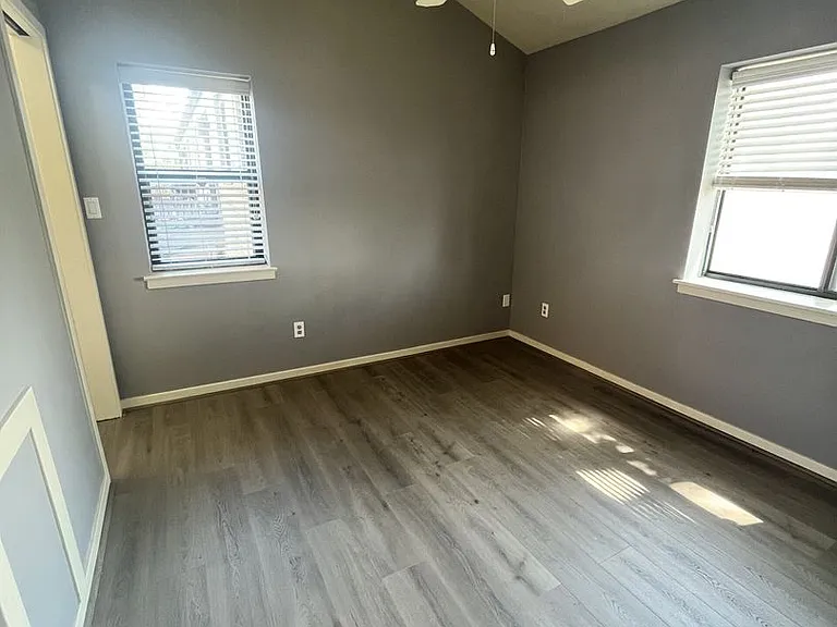 146 Paladin Dr — Photo 5