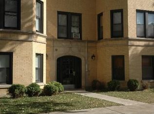 6503 N Mozart St APT 2, Chicago, IL 60645