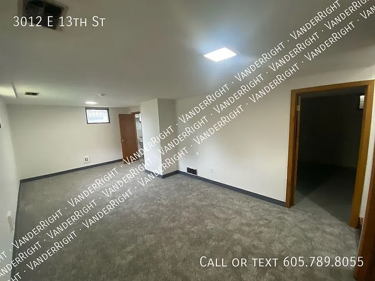 3012 E 13th St — Photo 15