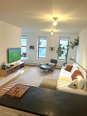 Rented by Owner | media 10