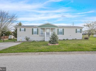 135 Raptor Dr, Hanover, PA 17331