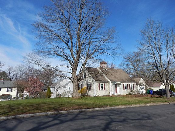 2nd image of 180 BIRCHWOOD Road
