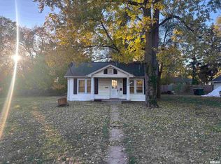 2305 N Ellis St, Peoria, IL 61604