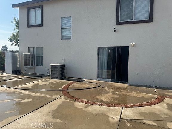 5th image of 15313 Coleen St