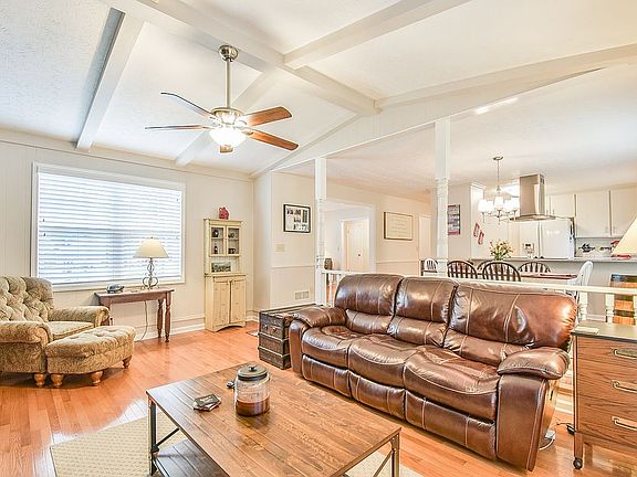 4th image of 3170 Hembry Ct