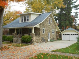 515 E Clinton St, Hastings, MI 49058