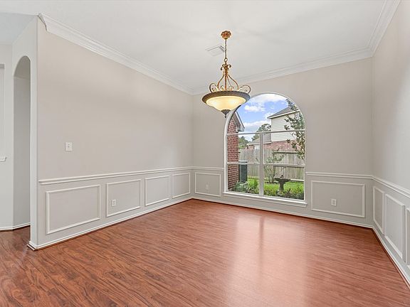3rd image of 1535 Turret Crown Dr