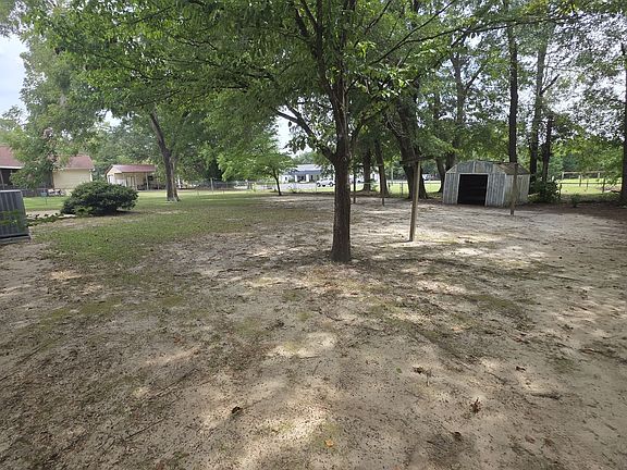 3rd image of 1308 Jeffry Dr