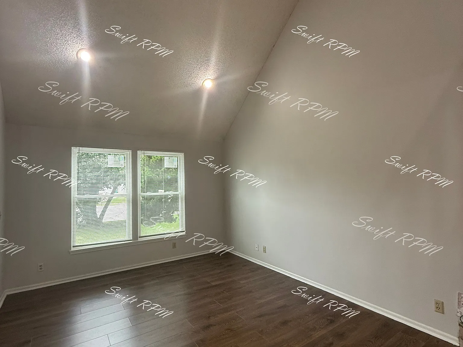6704 W 150th St — Photo 3