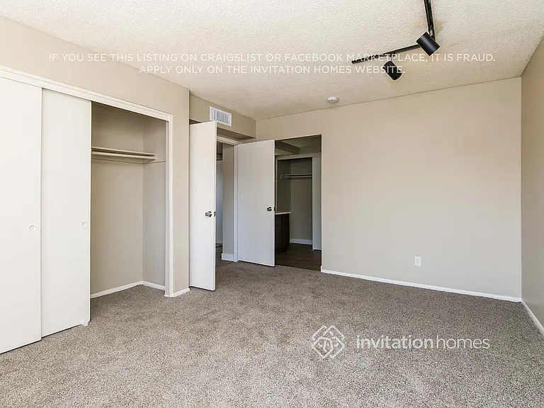 6627 S 44th St — Photo 10