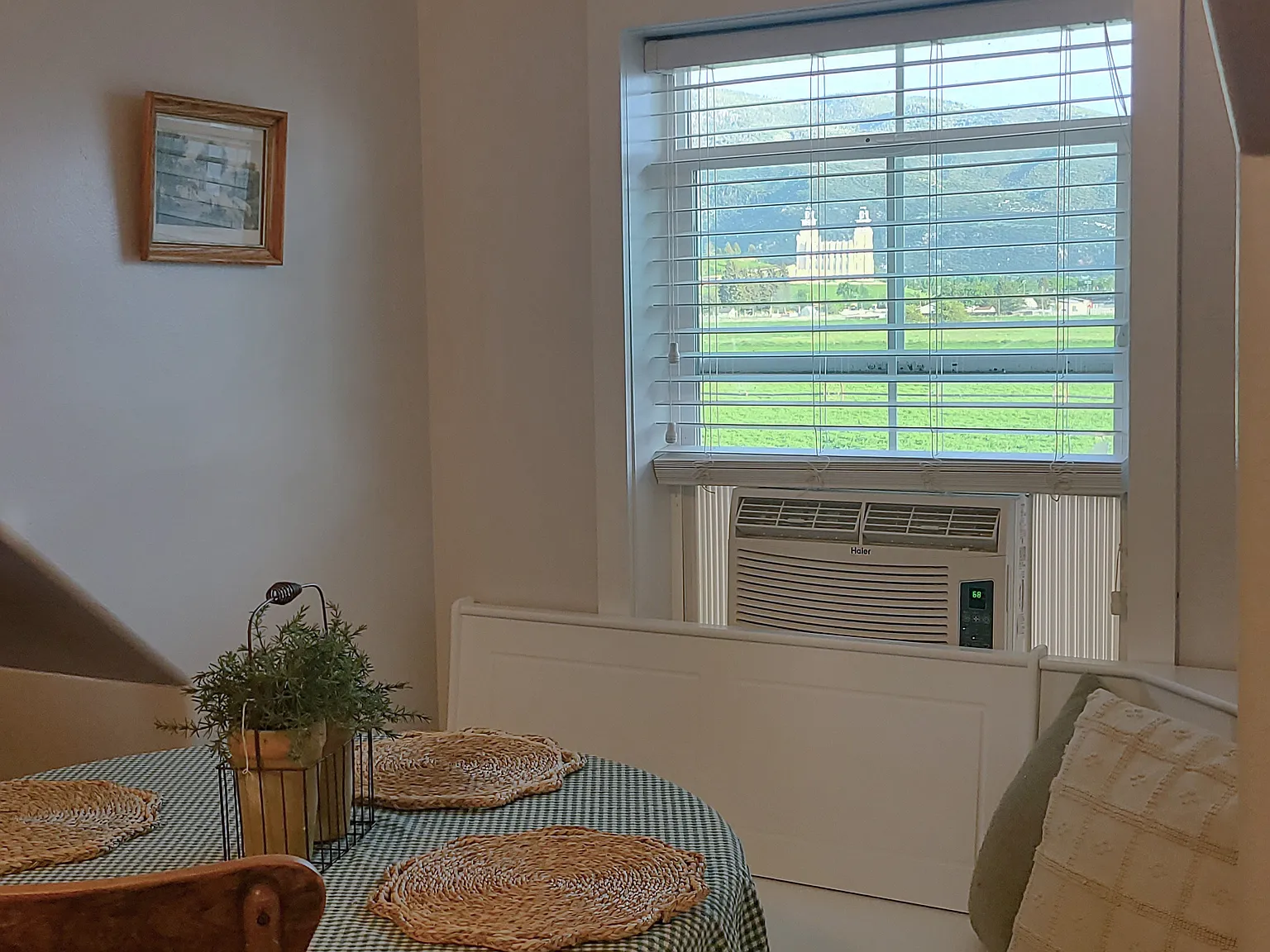 1 bed, 450 sqft, $1,000 — Photo 4
