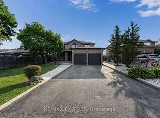 212 Bordeaux Dr, Vaughan, ON L4L 8B6