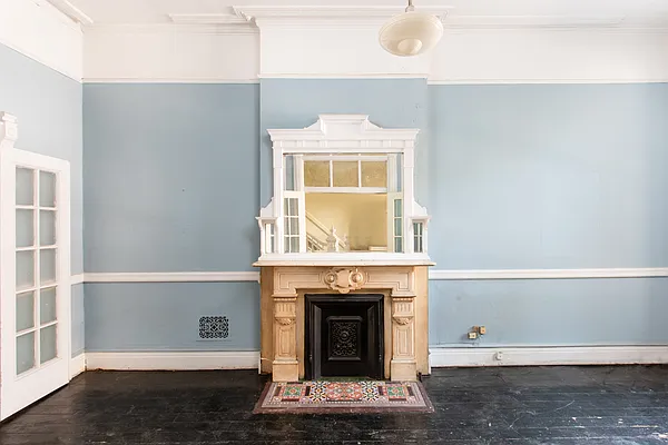 Sold by Compass | media 1