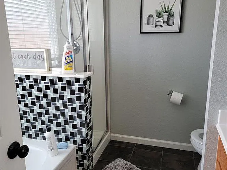 3001 Eastwood Dr — Photo 10