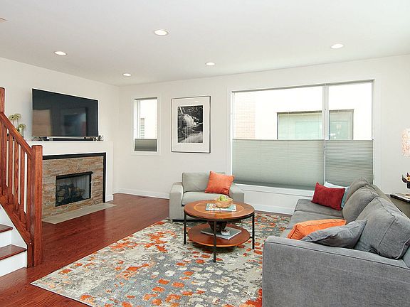 2nd image of 111 Home Ave Unit 1