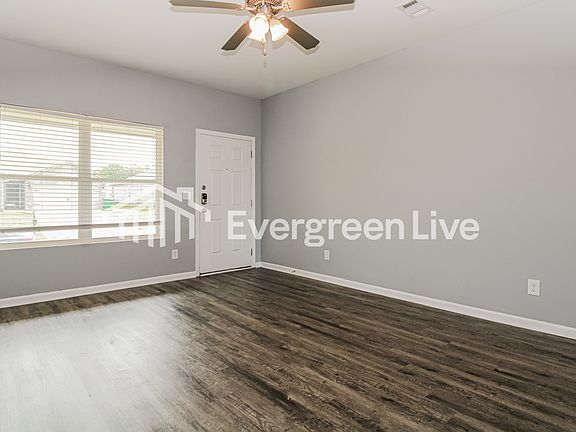 4th image of 16365 Natchez Dr