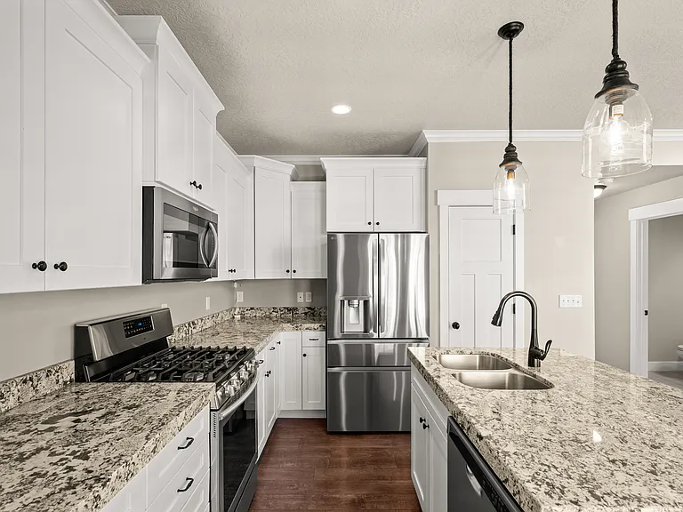 771 E Newfield Dr — Photo 6
