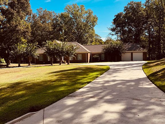 3rd image of 7546 Venus Heights Cir