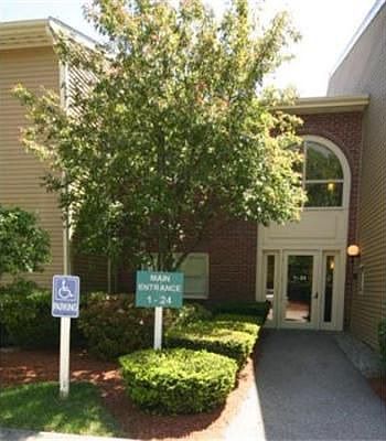 1st image of 18 Rose Ct