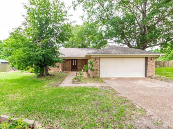 110 Wendy Dr, Whitehouse, TX 75791