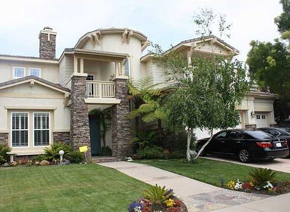 2nd image of 701 Cypress Hills Dr