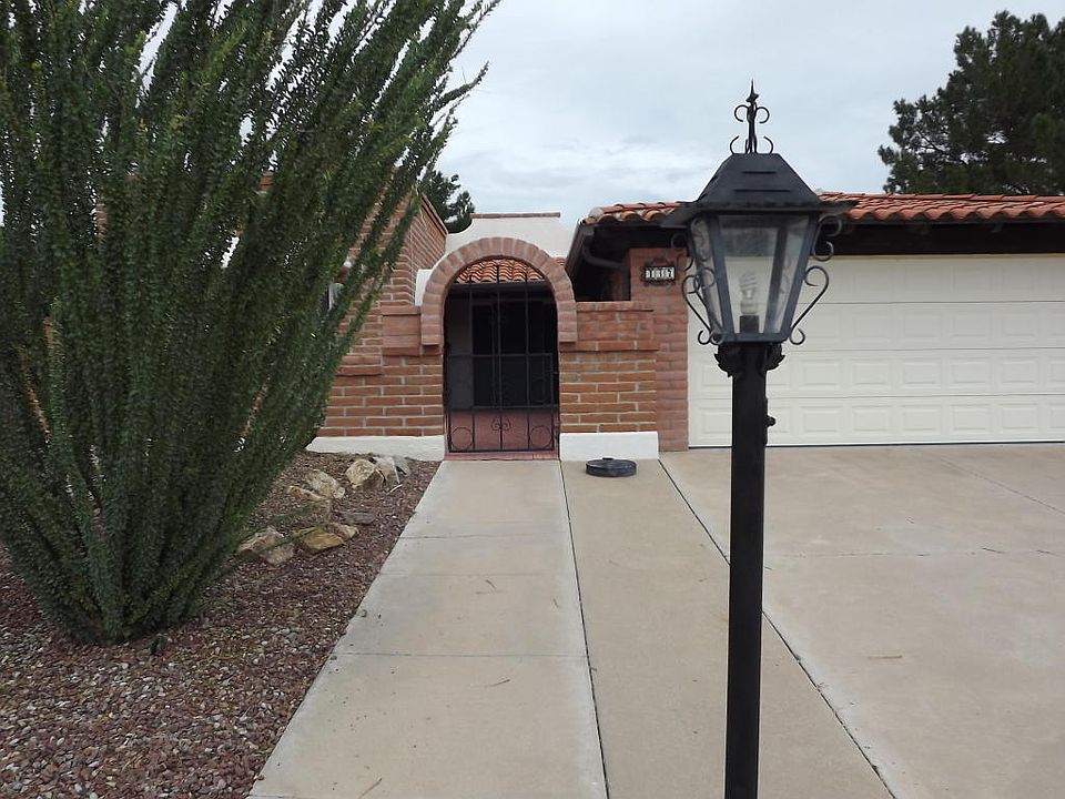 1st image of 437 E Paseo Chuparosas