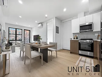 351 Melrose Street, #2D