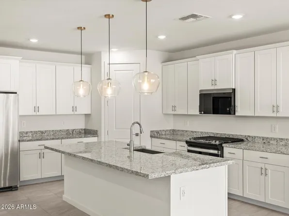 8444 W SARATOGA Way, Florence, AZ 85132