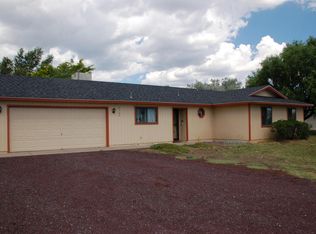 9702 Pioneer Valley Rd, Flagstaff, AZ 86004
