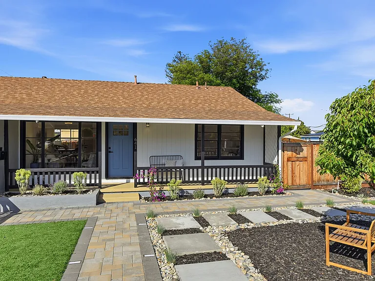 641 Toyon Ave — Photo 1