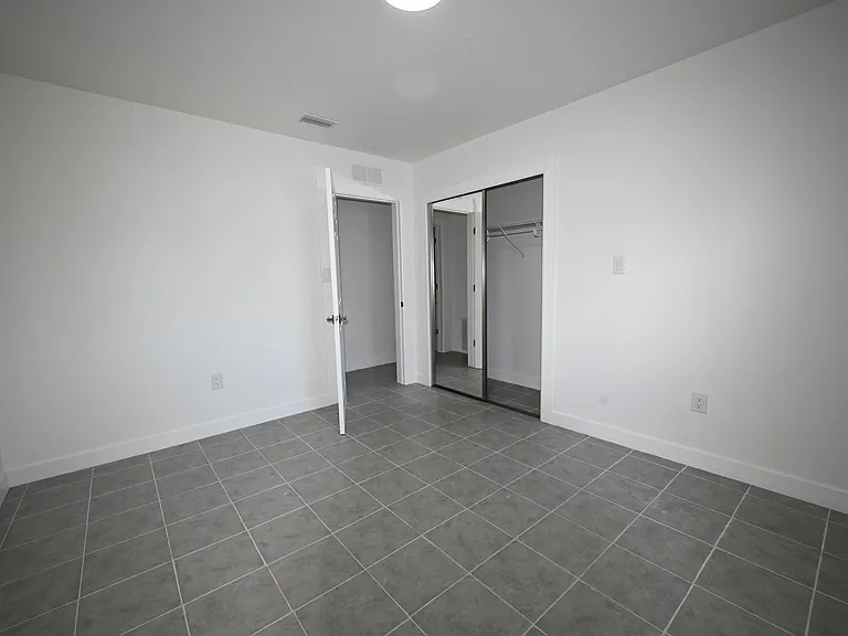 701 107th Ave N #2 — Photo 5