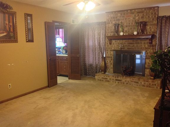 4th image of 3231 Glen Logan Dr