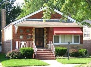 2239 E 100th St, Chicago, IL 60617