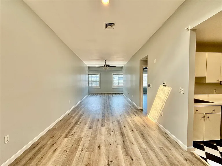 10 Weston Ave #41 — Photo 11