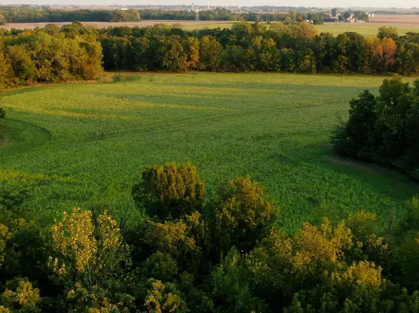 1300 N 1290th Ave, Granville, IL 61326