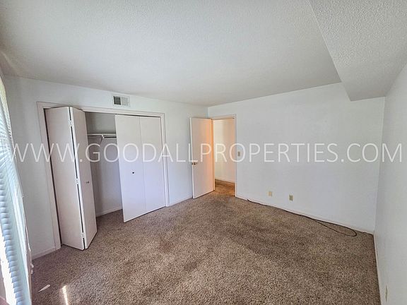 3rd image of 9523 University Ave APT 6