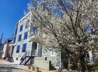 258 E Sharpnack St, Philadelphia, PA 19119