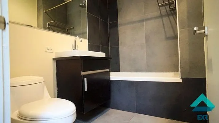 Rented by EXR | media 10