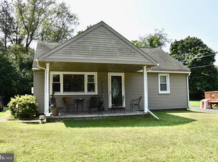 1842 Cedar Top Rd, Reading, PA 19607