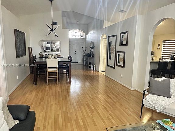 5th image of 18166 SW 29th St
