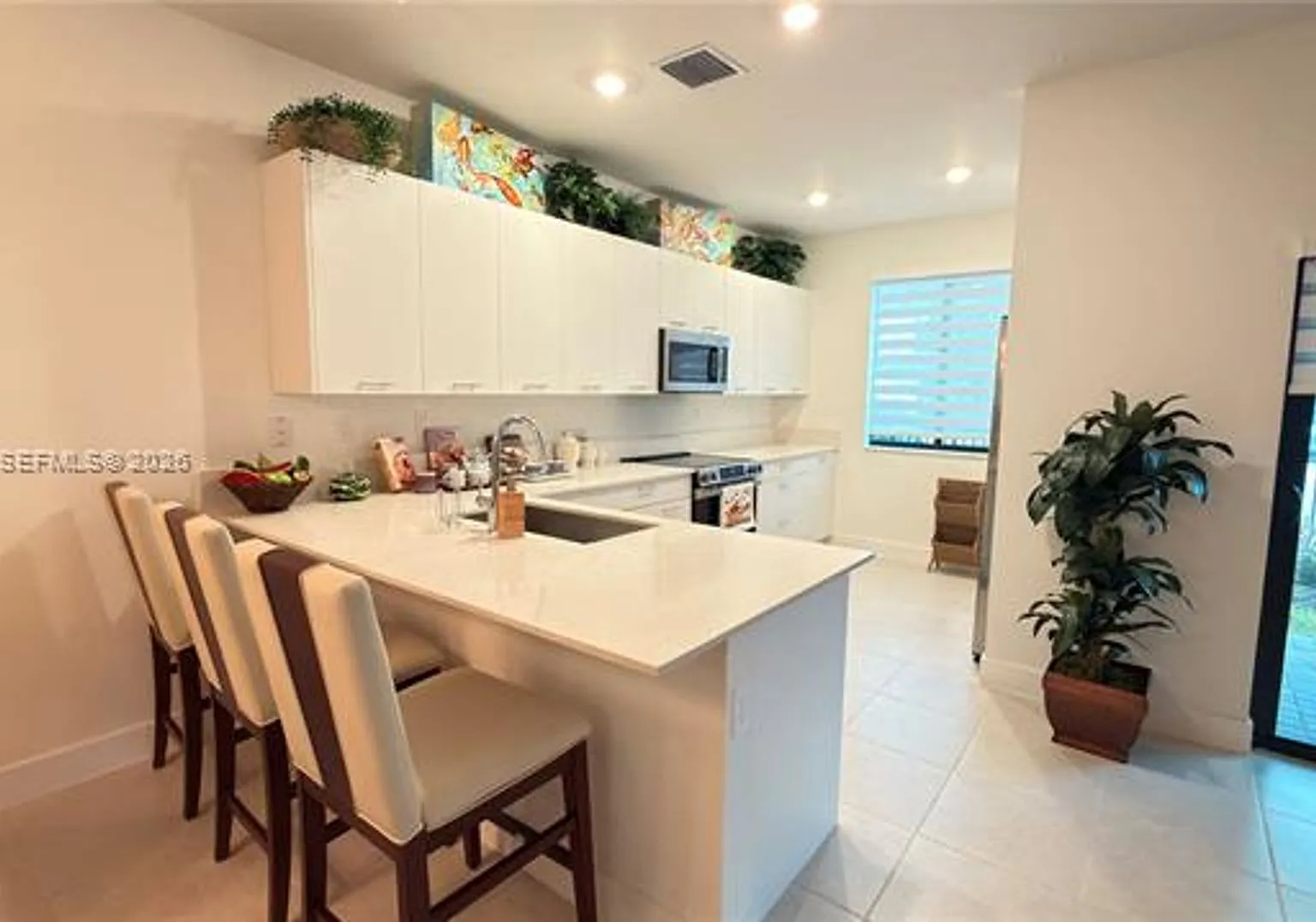 8388 NW 49th St th 8388, Doral, FL 33166 — Photo 4