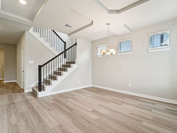 The Texoma floorplan in Glendale Lakes of Rosharon, TX.